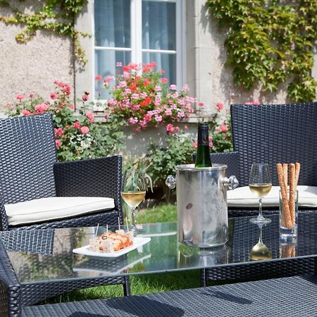 Logis Hotels Restaurant La Mere Hamard Semblancay Ngoại thất bức ảnh