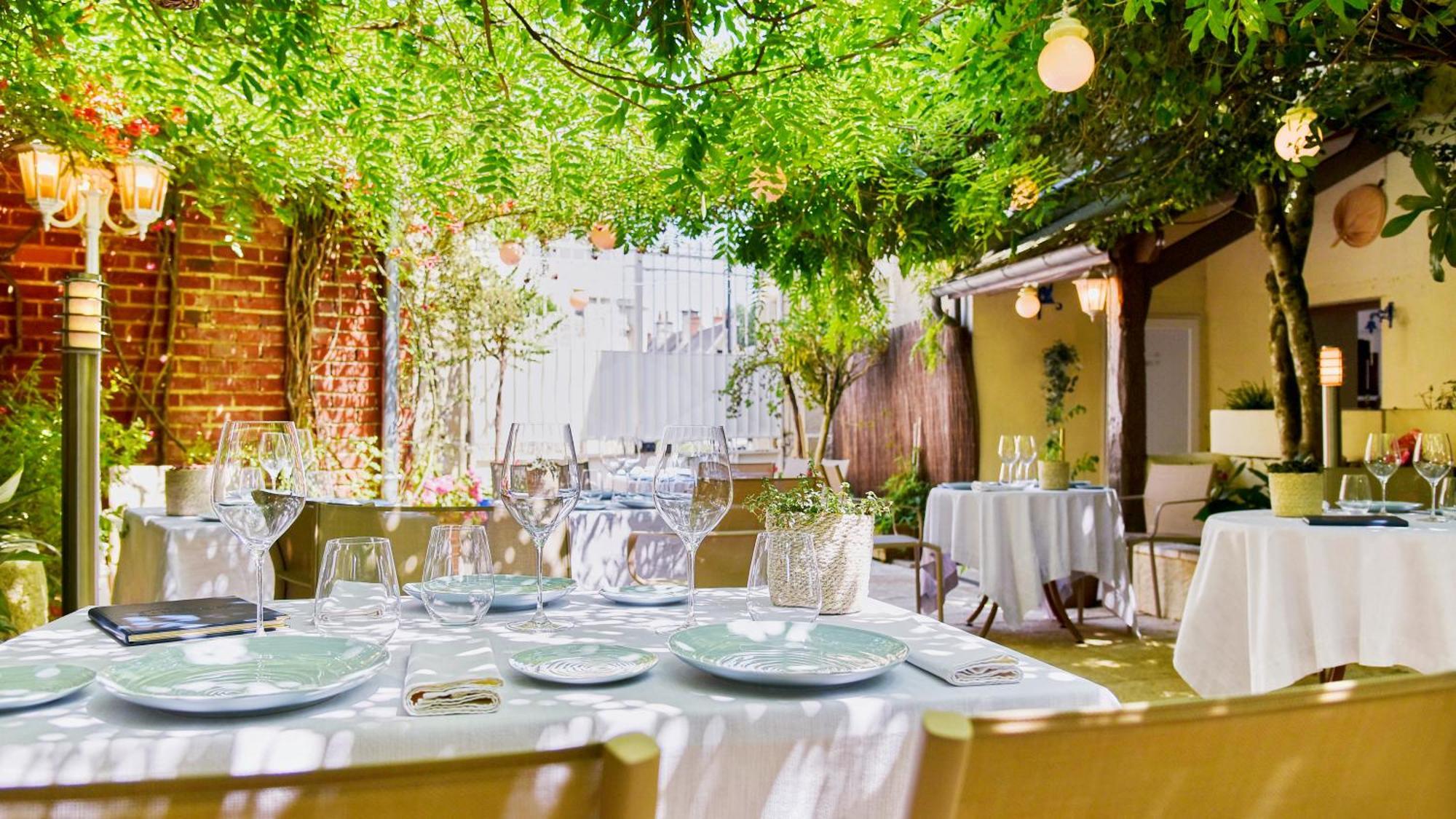 Logis Hotels Restaurant La Mere Hamard Semblancay Ngoại thất bức ảnh