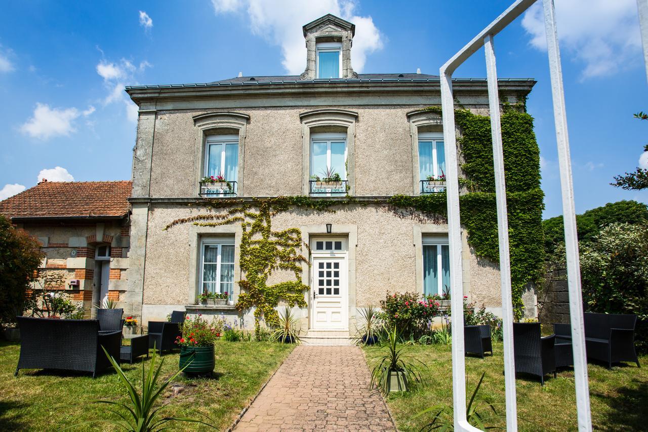 Logis Hotels Restaurant La Mere Hamard Semblancay Ngoại thất bức ảnh