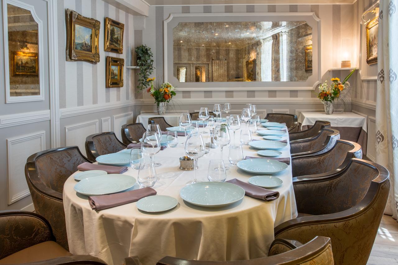 Logis Hotels Restaurant La Mere Hamard Semblancay Ngoại thất bức ảnh
