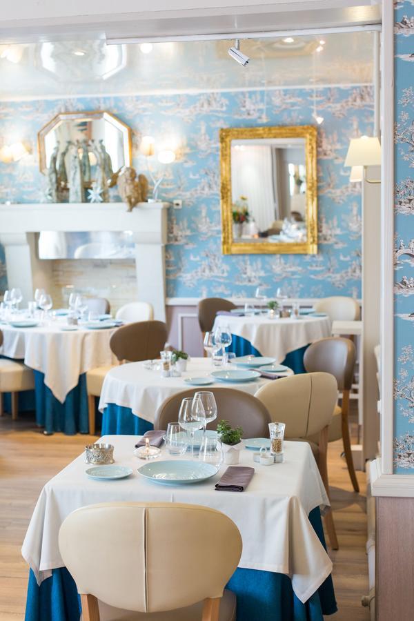 Logis Hotels Restaurant La Mere Hamard Semblancay Ngoại thất bức ảnh